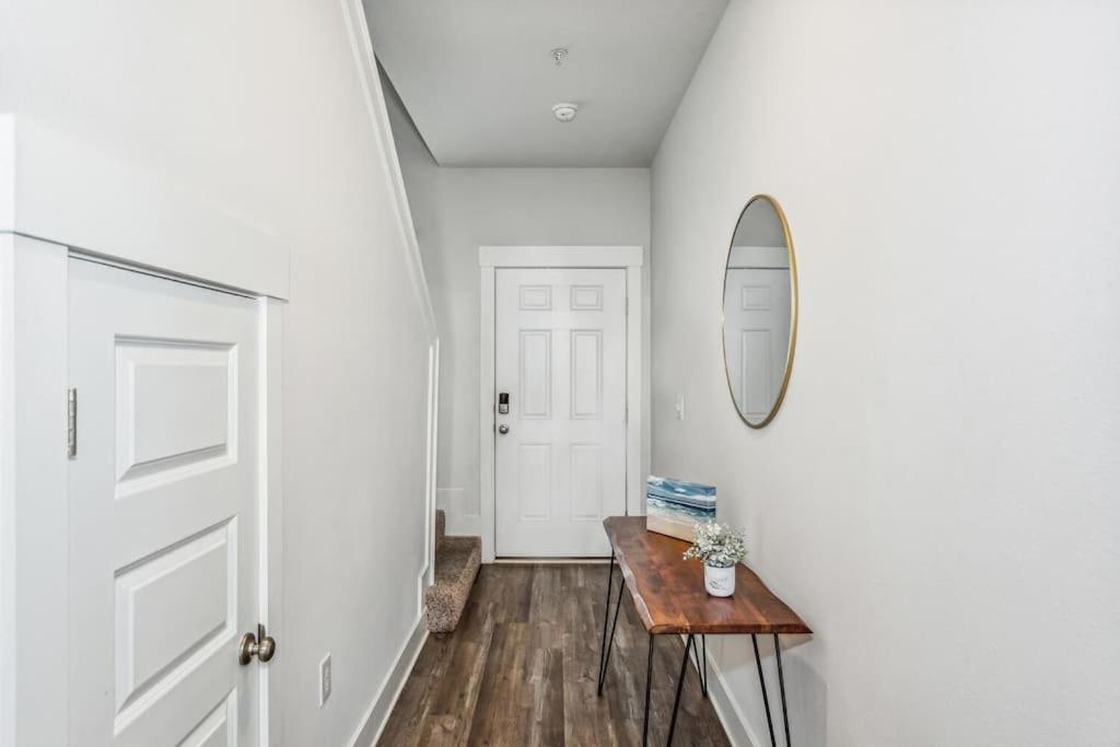 Luxury Townhome Near Downtown And Pensacola Beach Eksteriør billede