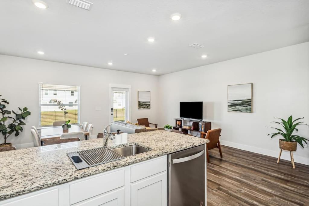 Luxury Townhome Near Downtown And Pensacola Beach Eksteriør billede
