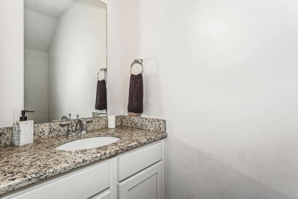 Luxury Townhome Near Downtown And Pensacola Beach Eksteriør billede